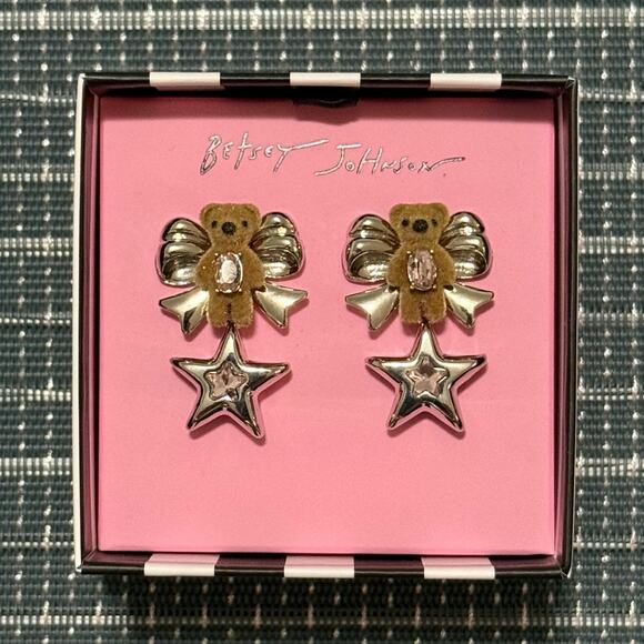 NEW | Betsey Johnson | Teddy Bear Pink Rhinestone Star Drop Earrings - Picture 1 of 5